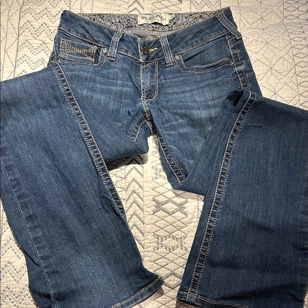 Ariat Women's Classic Blue Straight Leg Jeans - Picture 4 of 4